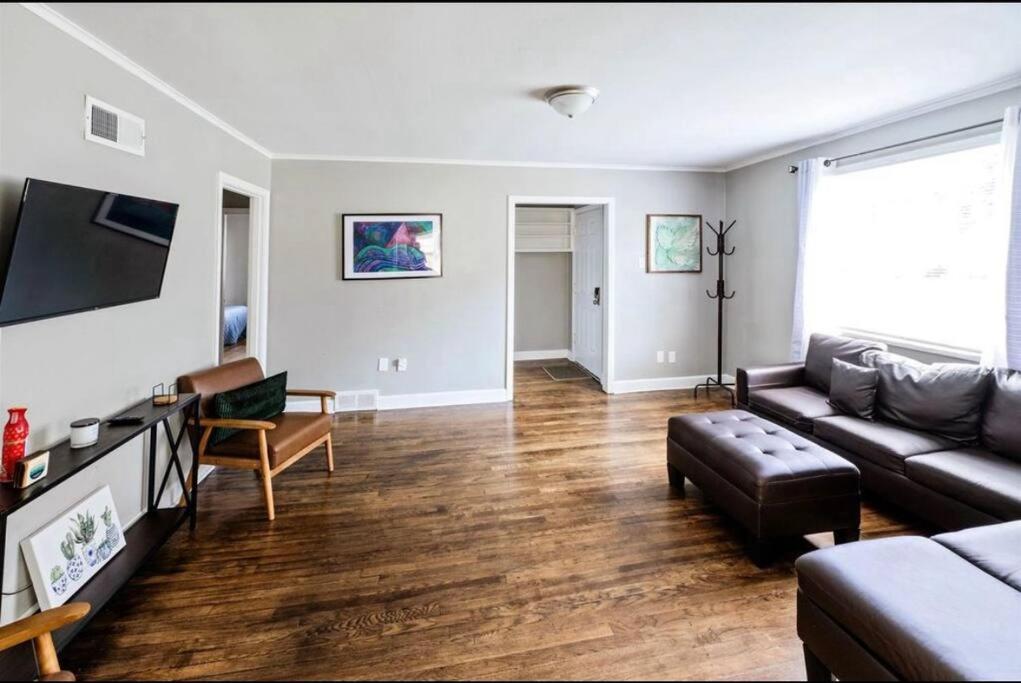 E, Memphis Home 5 Min From I240W מראה חיצוני תמונה